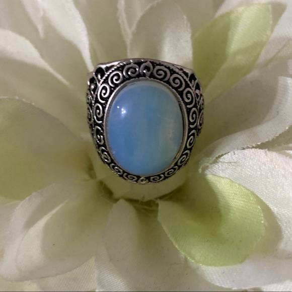 MoonStone Vintage Now Statement Ring 7.5 7.75 - Picture 3 of 8